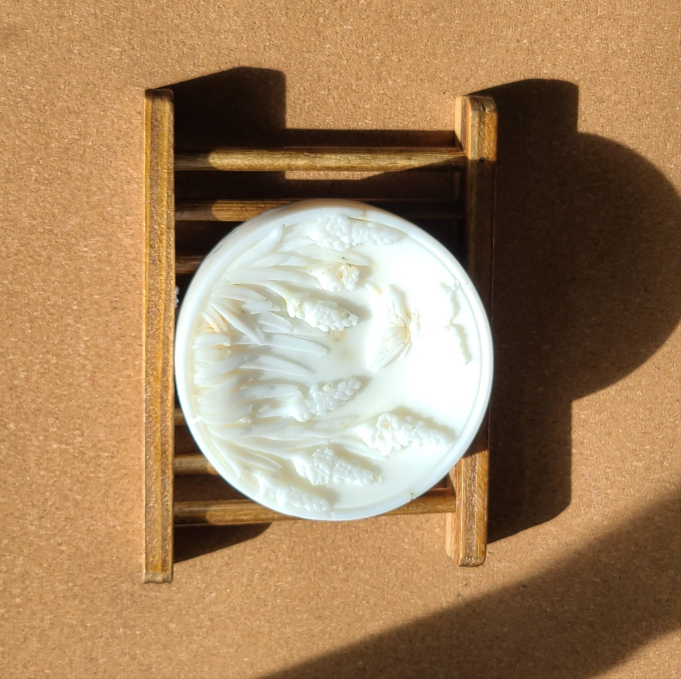 Lavender and Goat Milk Loofah Soap with Bamboo Tray